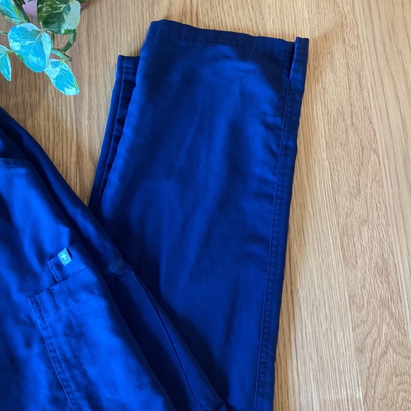 FIGS Yola Skinny Scrub Pants Navy Blue Large - Picture 8 of 16